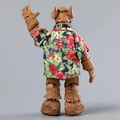 Фигурка ALF подвижная 15 см / Коллекционная игрушка Альф из сериала / NECA Action Figure Alien Life Form / фигурка с аксессуарами - камера, телефон, сумка, очки