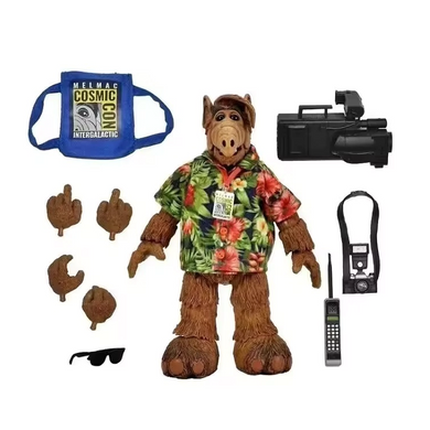 Фигурка ALF подвижная 15 см / Коллекционная игрушка Альф из сериала / NECA Action Figure Alien Life Form / фигурка с аксессуарами - камера, телефон, сумка, очки