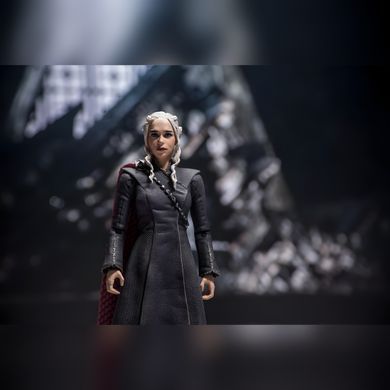 Коллекционная экшн-фигурка Дейнерис Таргариен с фильма Игра Престолов Game of Thrones, 16 см