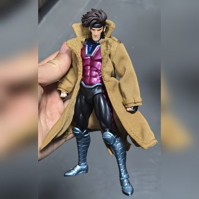 Коллекционная фигурка Гамбита X-Men (Gambit Marvel Action Figure) с аксессуарами, 18 см