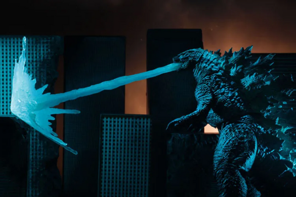 Коллекционная фигурка Godzilla King of Monsters - Годзилла Король монстров с атомным лучом и военными кораблями, 16 см