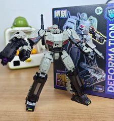 Робот-трансформер Мегатрон 2 в 1 (Deformation Robot Megatron) 21 см &ndash; игрушечный робот-трансформер для детей