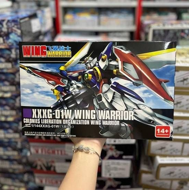 Фигурка-конструктор RG 1/144 Wing Gundam Zero EW (Real Grade) &ndash; Сборная модель робота