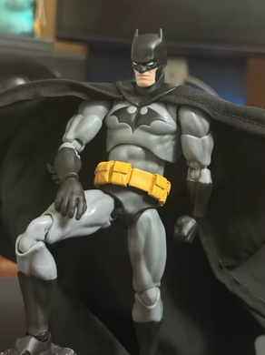 Колекційна фігурка Бетмен Batman DC Comics - екшн-фігура з аксесуарами та змінними руками, 16 см