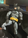 Колекційна фігурка Бетмен Batman DC Comics - екшн-фігура з аксесуарами та змінними руками, 16 см
