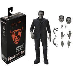 Колекційна екшн-фігурка Франкенштейн Ultimate Frankenstein's Monster Black & White 19 см Frank movies (Чорно-біла версія)