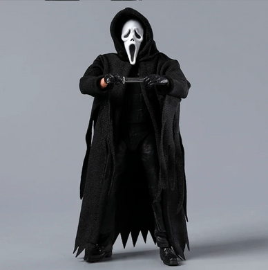 Коллекционная экшн-фигурка Призрачное Лицо из серии фильмов Крик Ghostface Scream Horror Action Figure в тканевом плаще с аксессуарами, 18 см