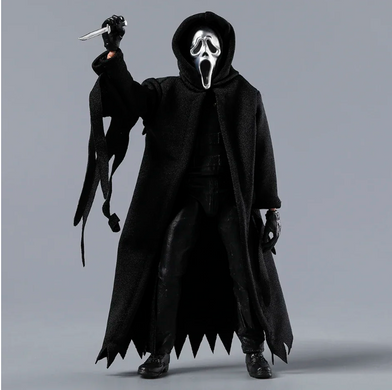 Коллекционная экшн-фигурка Призрачное Лицо из серии фильмов Крик Ghostface Scream Horror Action Figure в тканевом плаще с аксессуарами, 18 см