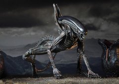 Фігурка Чужий Ксеноморф з рухомими частинами тіла висота 17 см action figures Alien Xenomorph figurine with movable body parts height 17 cm