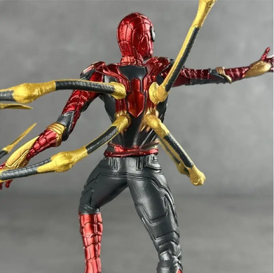 Фигурка Человека-Паука "Железный Паук" 24 см &ndash; Коллекционная модель Marron action figures Iron Spider Man