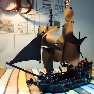 Конструктор Пірати карибського моря "Чорна Перлина", 875 деталі