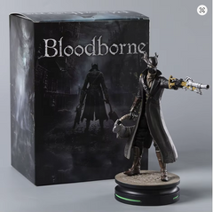 Колекційна фігурка Мисливець Хантер із гри BloodBorne Бладборн, статуетка героя гри Bloodborne з підставкою, 23 см