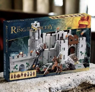 Конструктор The Lord of the Rings The Ring of Sorcery &ndash; Крепость Средиземья, 1368 деталей + 8 минифигурок