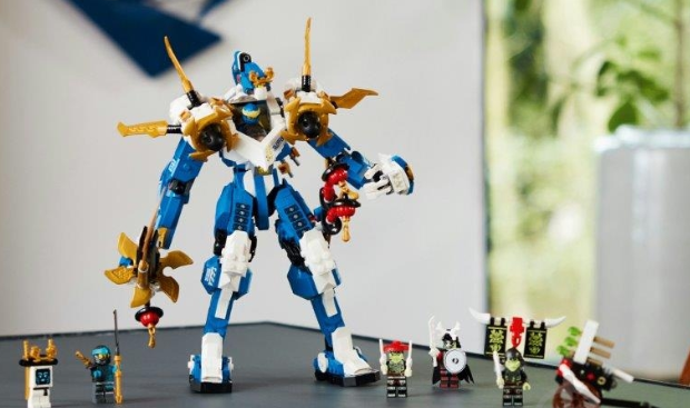 Конструктор NINJAGO "Робот-титан Джея"